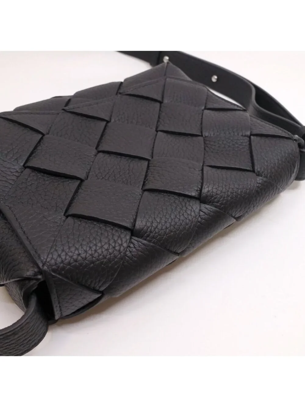 Bottega Veneta Diago Small Shoulder Bag Maxi Intrecciato Silver
